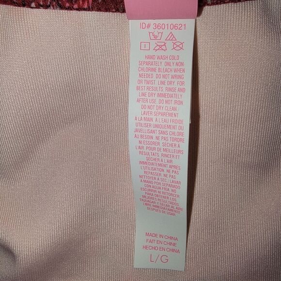 Victoria's Secret High Neck patchwork Boho Bikini Top Size Large - Picture 7 of 7